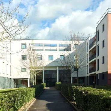 Comfort Aparthotel Versailles Saint Cyr - SAINT CYR L'ECOLE