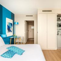 Appart'City Collection Paris Vélizy - VELIZY VILLACOUBLAY