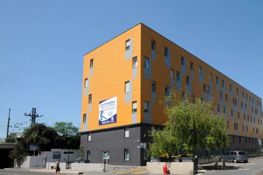 Les estudines Drouet d'Erlon - REIMS