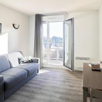 Comfort Aparthotel Versailles Saint-Cyr - SAINT CYR L'ECOLE