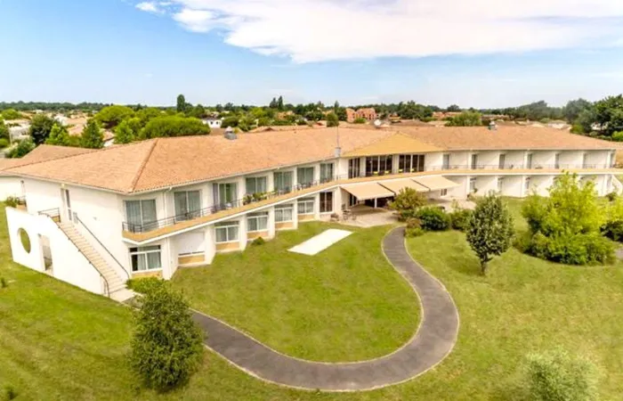 Domusvi Le Parc Des Oliviers - PAREMPUYRE