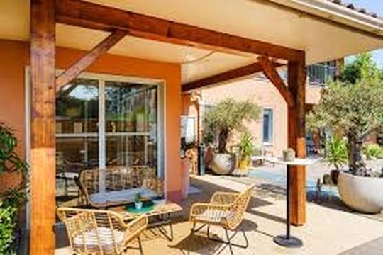 Domusvi La Villa des Saules - LE CANNET