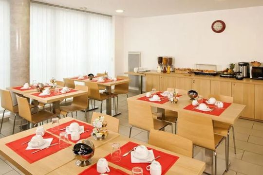 Les Estudines Residence Arago - MONTREUIL