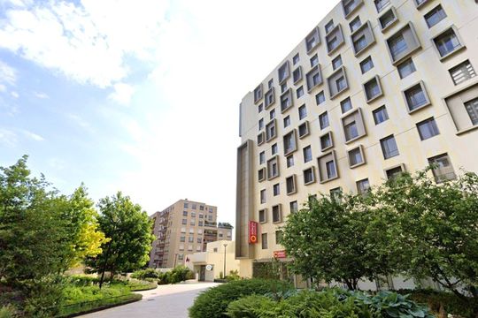 Adagio La Defense Courbevoie - COURBEVOIE