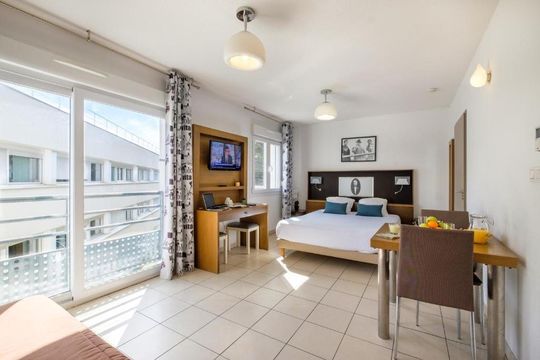 Zenitude Residence Le Maestria - ANTIBES