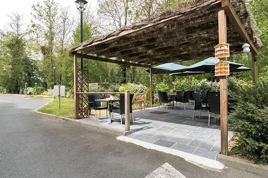 EHPAD Le Château de la Source - NOGENT L'ARTAUD