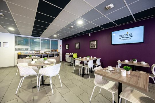 Nemea Quai Victor Tours Centre - TOURS