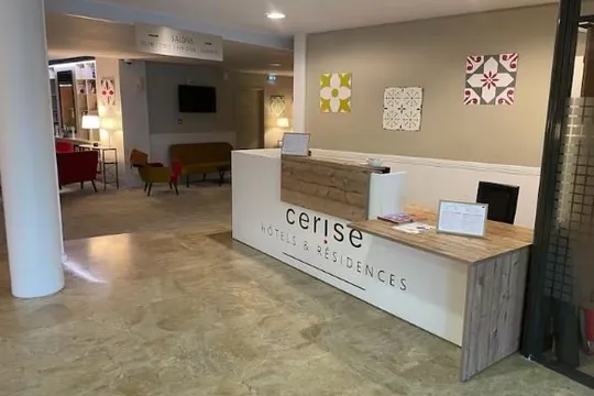 Cerise Bordeaux Mérignac Aéroport - MERIGNAC