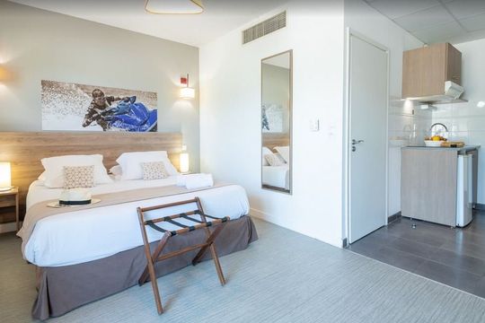 Comfort Aparthotel Canne Mandelieu - MANDELIEU LA NAPOULE