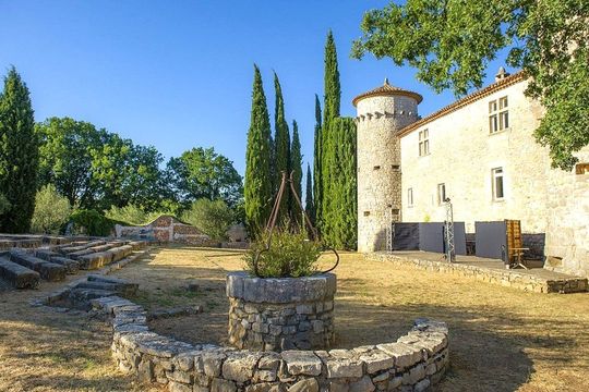 Vacances Bleues Lou Castel - BERRIAS ET CASTELJAU