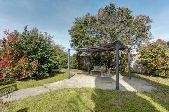 Colisée Les Jardins de Valtrede - CHATEAUNEUF LES MARTIGUES