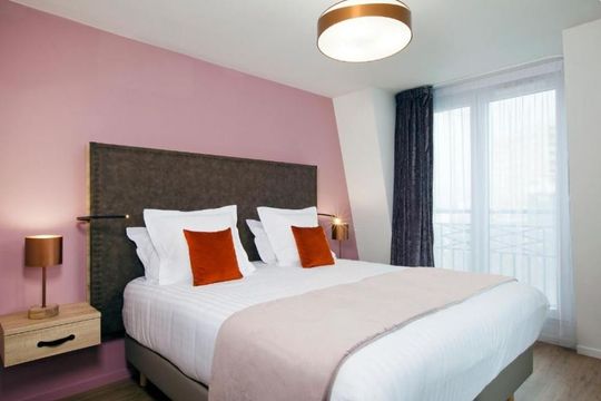 Residhome Puteaux La Defense - PARIS LA DEFENSE