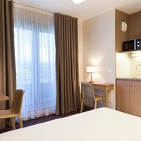 Neho Suites Porte de Geneve - ANNEMASSE