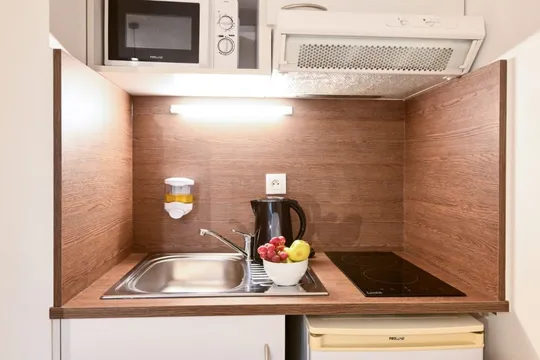 Comfort Aparthotel Versailles Saint Cyr - SAINT CYR L'ECOLE