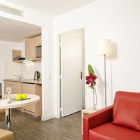Residhome Nanterre La Défense - NANTERRE