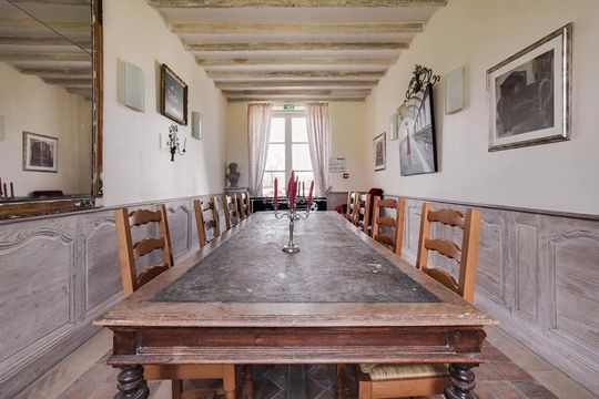 Domusvi Le Château de Montjay - BOMBON