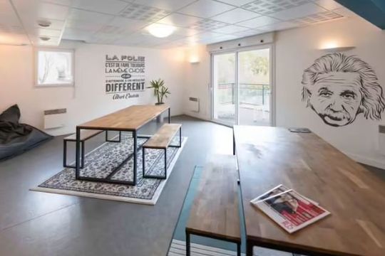 UXCO Student Einstein II - NANTES