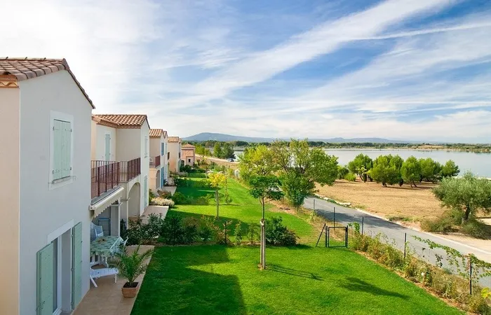 Vacanceole Port Minervois Hauts du Lac - HOMPS
