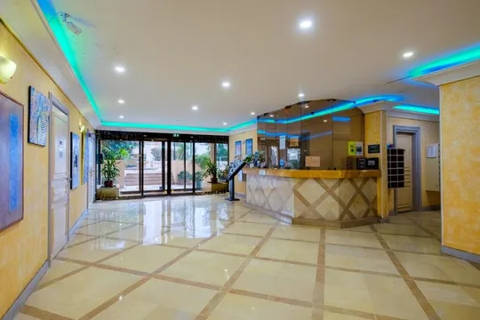 Residhotel Villa Maupassant - CANNES