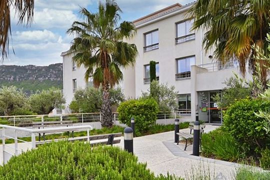 Domusvi Les Terrasses du Revest - LE REVEST LES EAUX