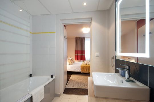 Appart'City Confort Lille Euralille - LA MADELEINE