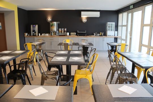 Comfort Aparthotel Six-Fours - SIX FOURS LES PLAGES