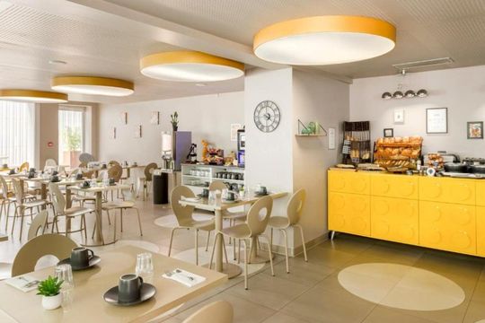 Appart'City Collection Paris Vélizy - VELIZY VILLACOUBLAY