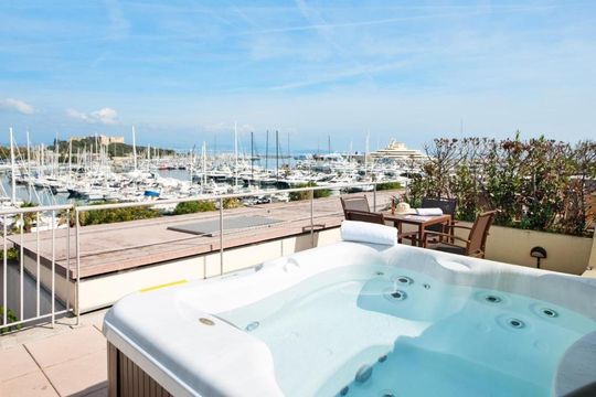 Pierre & Vacances Port Prestige - ANTIBES