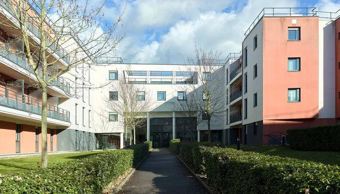 Zenitude Versailles St Cyr - SAINT CYR L'ECOLE