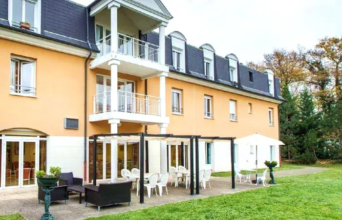 Colisee Le Clos Fleuri - DRAVEIL