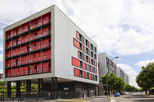 Les Estudines Sarah Bernhardt, - ASNIERES SUR SEINE