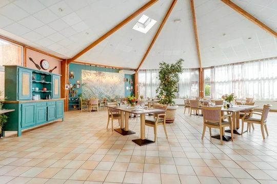 Colisée Les Jardins de Valtrede - CHATEAUNEUF LES MARTIGUES