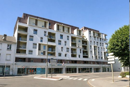 Nemea Quai Victor Tours Centre - TOURS