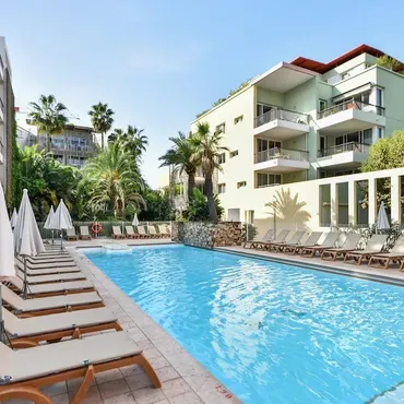 Pierre & Vacances Port Prestige - ANTIBES