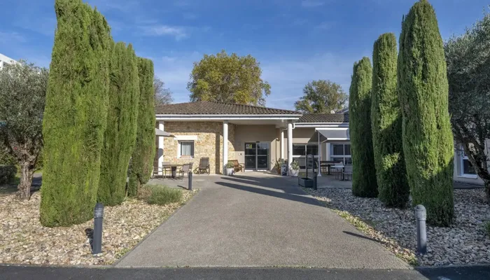 Colisee Residence Bourg Nouveau - JONZAC