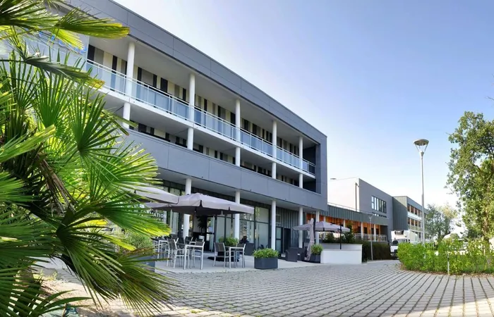 Golden Tulip Pornic Suites - PORNIC