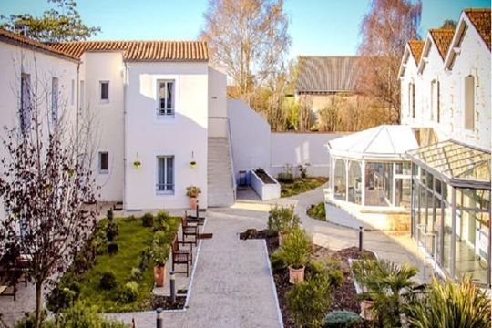 L'Ombrière - SAINT JEAN D'ANGLE