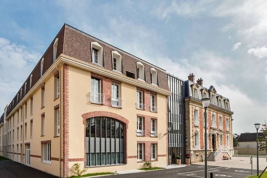 Colisée Residence Le Cedre - PLAILLY