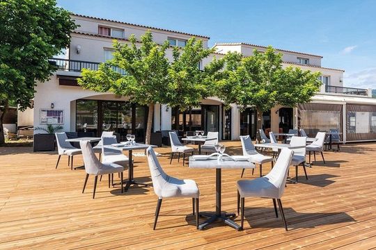 Zenitude Comfort Aparthotel Mandelieu - MANDELIEU LA NAPOULE