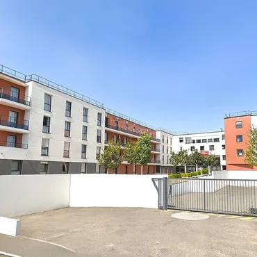 Comfort Aparthotel Versailles St Cyr - SAINT CYR L'ECOLE