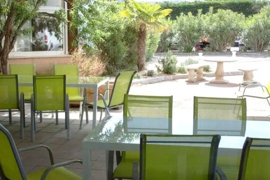 Colisée Les Jardins de Valtrede - CHATEAUNEUF LES MARTIGUES