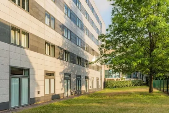 Cerise Bordeaux Mérignac Aéroport - MERIGNAC