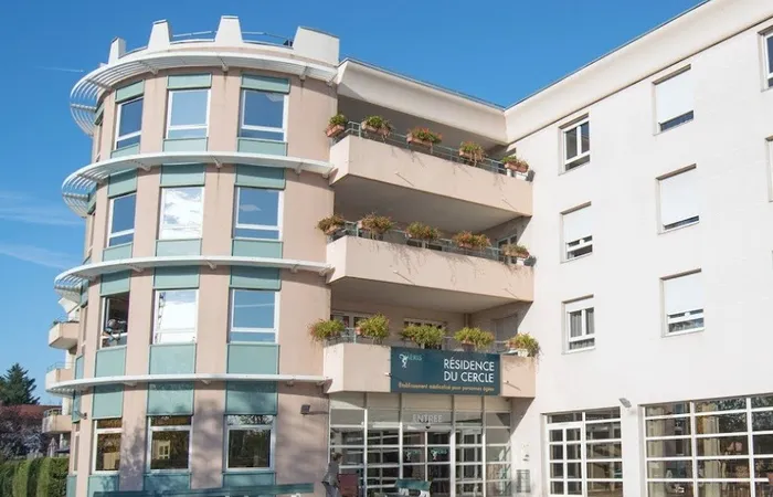 Residence du Cercle - SATHONAY CAMP