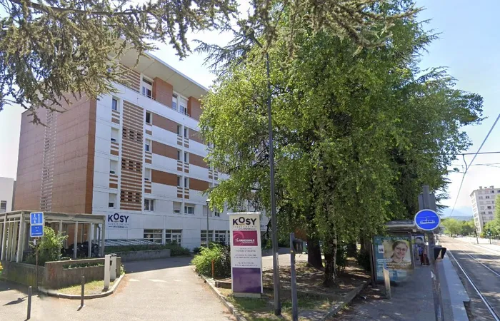 Kosy Appart'hotel Les Cedres - GRENOBLE