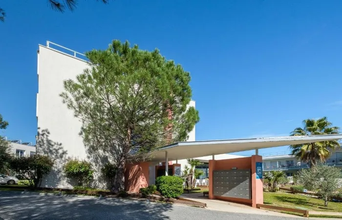 Comfort Aparthotel Antibes Le Maestria - ANTIBES