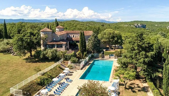 Vacances bleues - Lou Castel - BERRIAS ET CASTELJAU