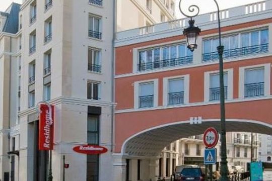 Residhome Puteaux La Defense - PARIS LA DEFENSE