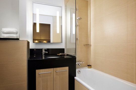 Relais Spa Val d'Europe - CHESSY