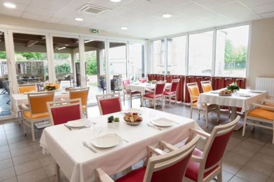 Hostellerie du Chateau - LORCY
