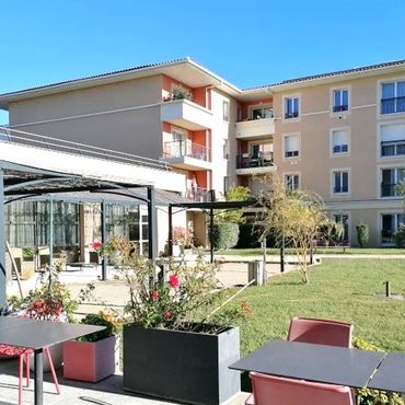Domitys Les Cigales du Luberon - CAVAILLON